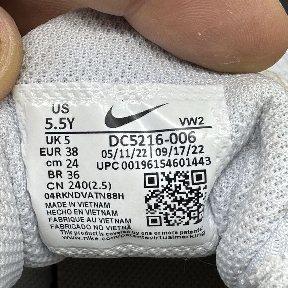 Nike Boys Air Zoom Size 5.5Y Crossover Game Mode DC5216-006 Shoes Sneakers - Picture 8 of 11